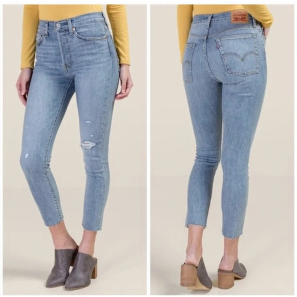 Levi's Wedgie Skinny Distressed Button Fly Jeans Size 29 - Picture 1 of 12